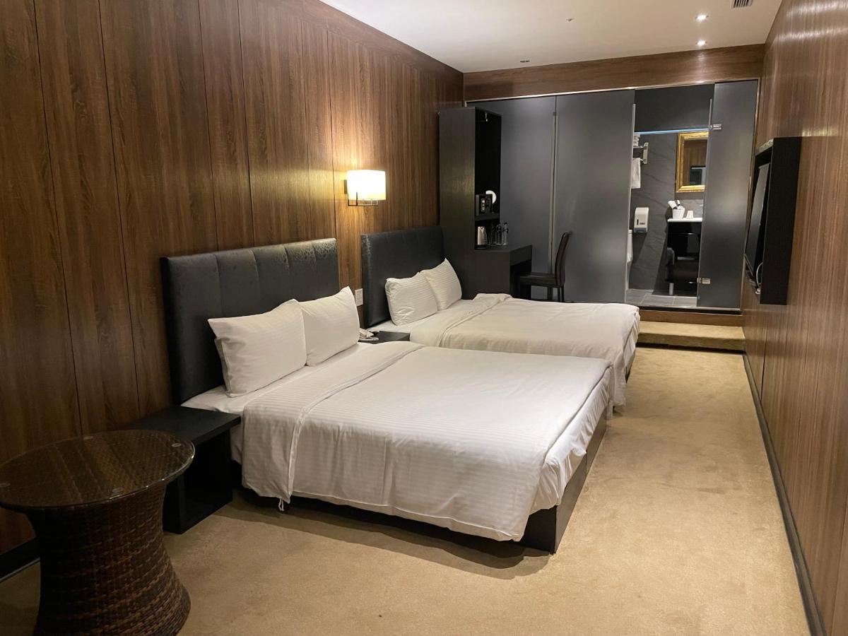 Meworld Hotel - Taipei Main Station Екстер'єр фото